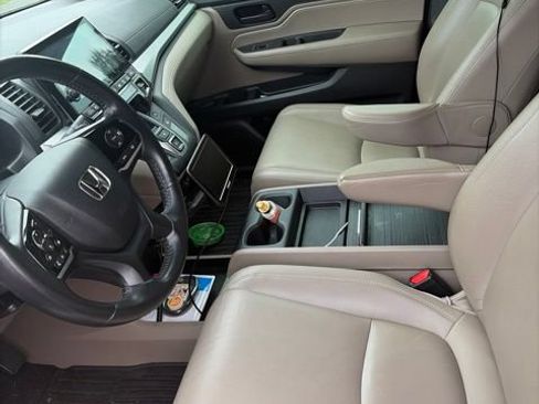 Used 2018 Honda Odyssey EX-L image 2