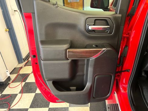 Used 2019 Chevrolet Silverado 1500 RST AWD/4WD image 46