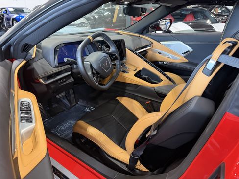 Used 2023 Chevrolet Corvette Stingray Preferred Conv w/ Z51 Performance Package RWD image 5