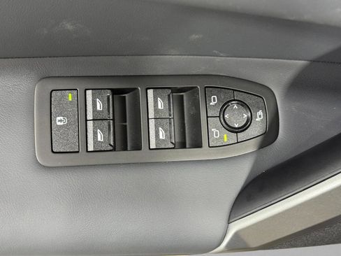 New 2026 BMW iX xDrive60 w/ M Sport Package image 26