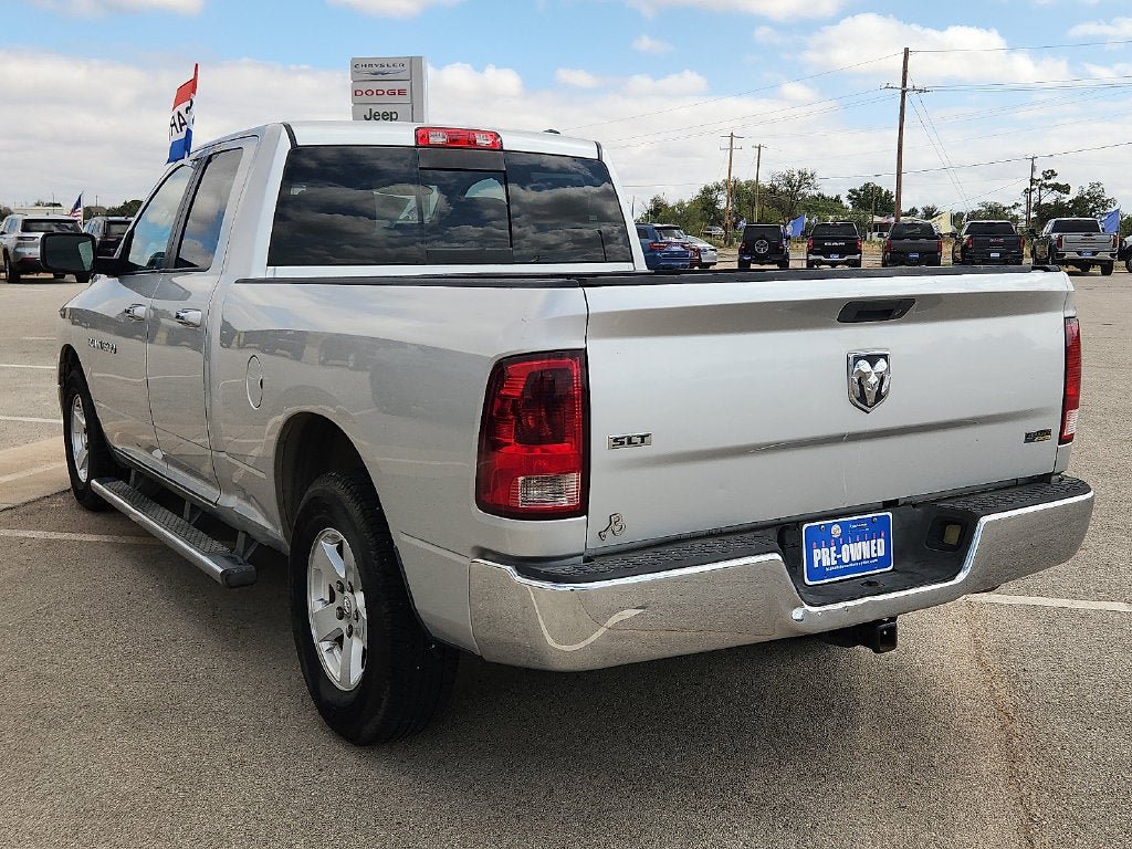 Used 2012 RAM 1500 Classic SLT RWD image 3