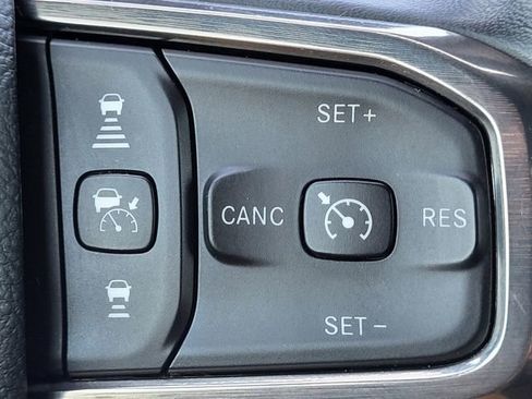 Used 2020 RAM 1500 Limited AWD/4WD image 17