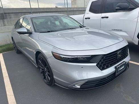 Used 2024 Honda Accord Touring image 1