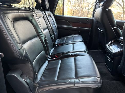 Used 2024 Lincoln Navigator L 4WD image 33