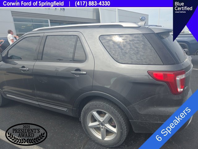Used 2017 Ford Explorer XLT AWD/4WD image 6