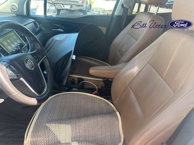 Used 2017 Buick Encore Essence AWD/4WD image 6