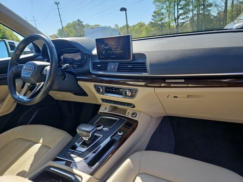 Used 2018 Audi Q5 2.0T Premium Plus w/ Premium Plus Package image 16