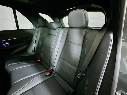 New 2026 Mercedes-Benz GLE 450 4MATIC image 25