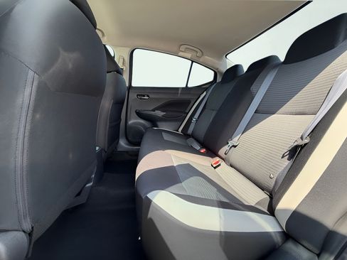 Used 2021 Nissan Versa SV FWD image 18