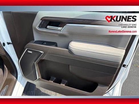 New 2026 GMC Sierra 1500 SLT w/ SLT Premium Package AWD/4WD image 21