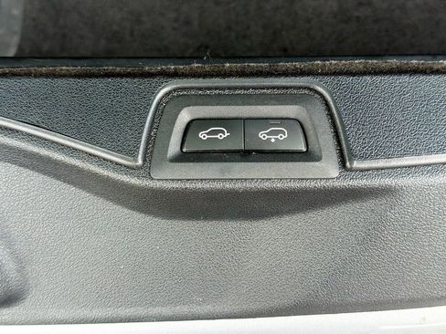 Certified 2025 BMW X5 xDrive50e image 44