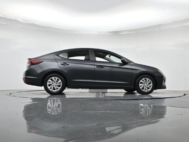 Used 2020 Hyundai Elantra SE FWD image 32
