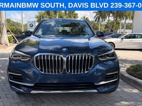 Used 2022 BMW X5 xDrive40i w/ Premium Package AWD/4WD image 3