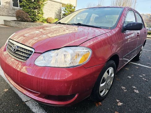 Used 2005 Toyota Corolla CE image 1