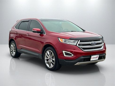 Used 2017 Ford Edge Titanium w/ Equipment Group 301A image 3