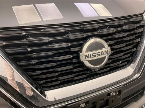 Used 2021 Nissan Rogue SV w/ Premium Package image 20