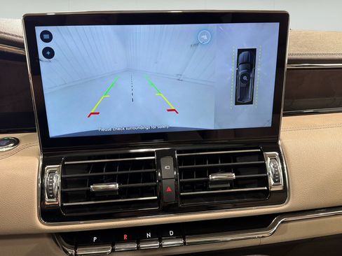Used 2023 Lincoln Navigator L Reserve AWD/4WD image 16