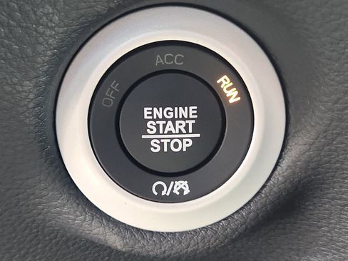 New 2026 Chrysler Pacifica Select image 31