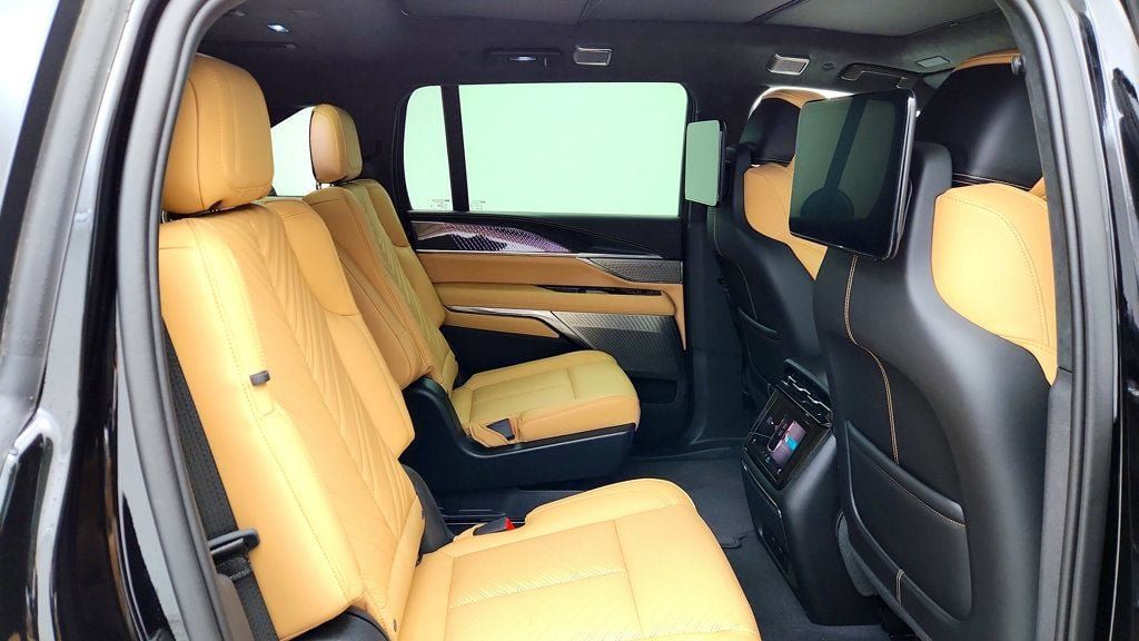 Used 2025 Cadillac Escalade IQ Sport 2 AWD/4WD image 27