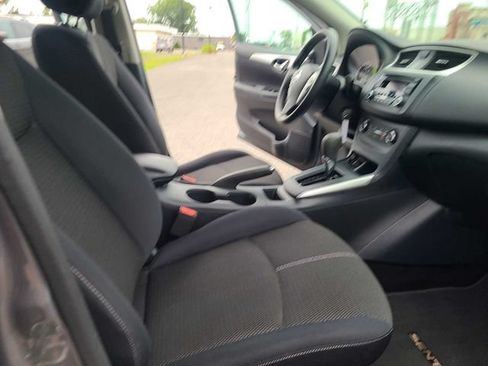Used 2017 Nissan Sentra S FWD image 19