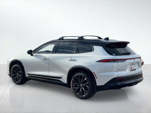 Certified 2026 Toyota Crown Signia Limited image 5