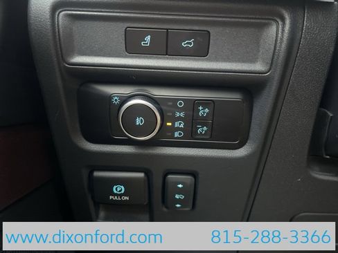 Used 2024 Ford Expedition Max Limited image 18