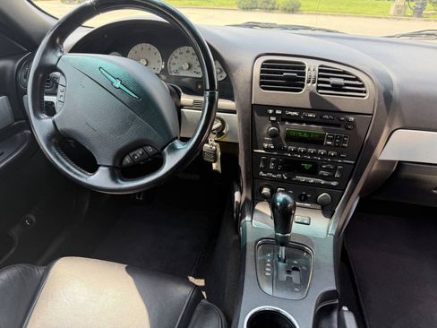 Used 2004 Ford Thunderbird RWD image 9
