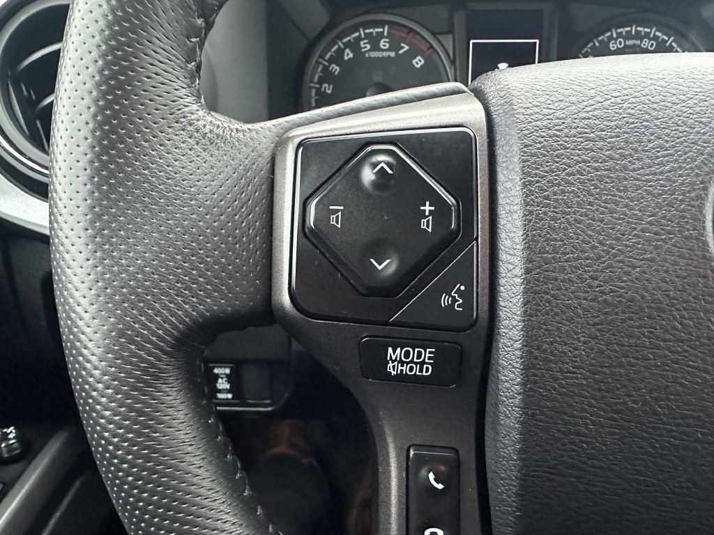 Certified 2023 Toyota Tacoma TRD Off-Road w/ Technology Package AWD/4WD image 21