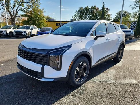 New 2026 Kia Sportage LX w/ LX Convenience Package image 8