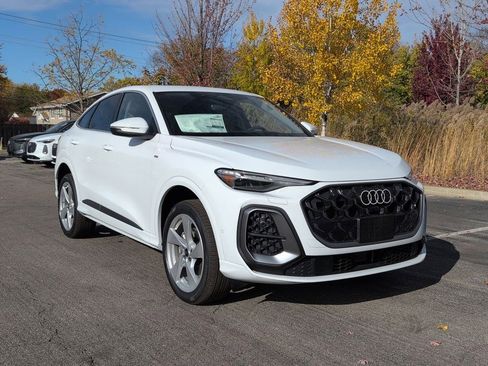 New 2025 Audi Q5 Premium Plus image 28