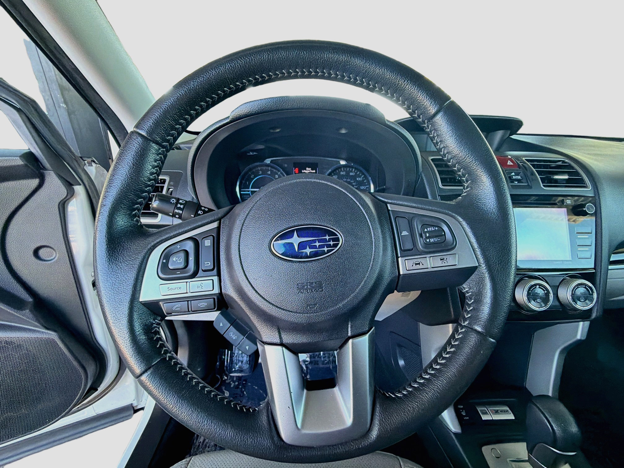 Used 2018 Subaru Forester 2.5i Limited AWD/4WD image 17