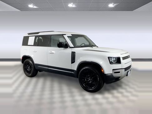 Used 2025 Land Rover Defender 110 S image 5