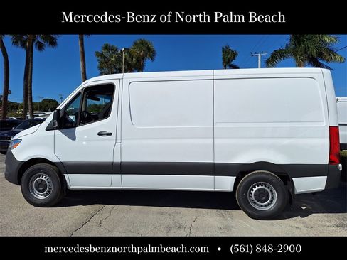 New 2025 Mercedes-Benz Sprinter 2500 image 2