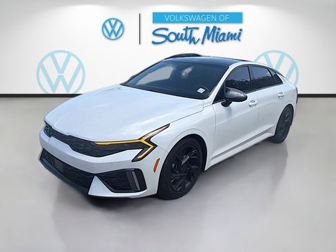 Used 2025 Kia K5 GT-Line w/ GT-Line Premium Package FWD image 3
