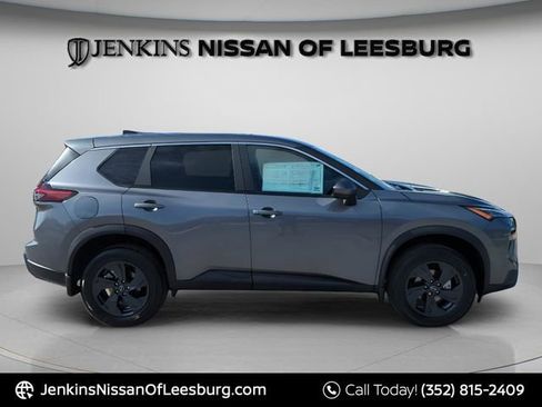 New 2026 Nissan Rogue SV FWD image 3