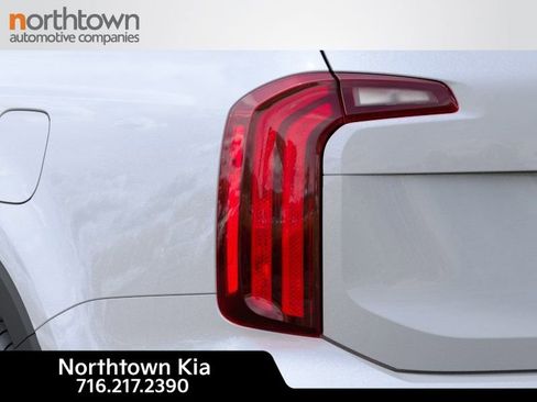 New 2025 Kia Telluride S image 12