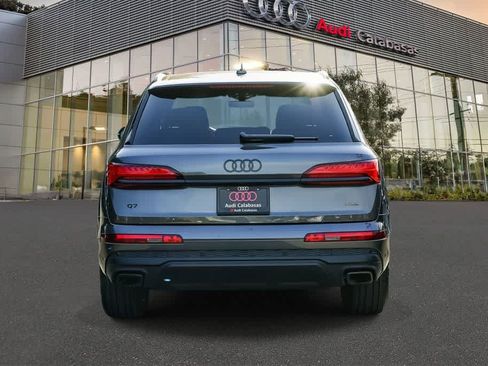 Used 2026 Audi Q7 2.0T Premium w/ Convenience Plus Package AWD/4WD image 3