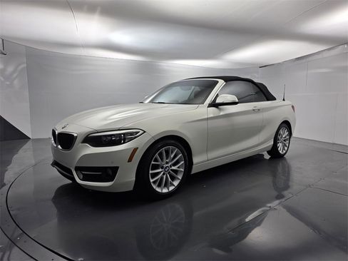 Used 2016 BMW 228i Convertible image 9