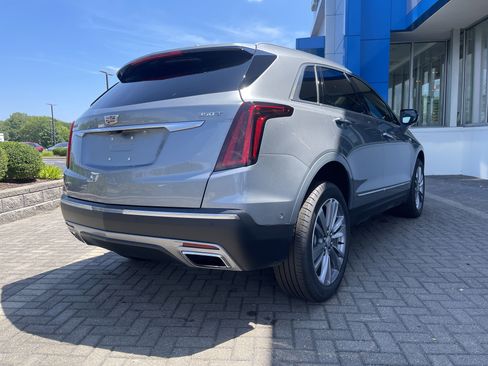 Used 2025 Cadillac XT5 Premium Luxury w/ Technology Package image 5