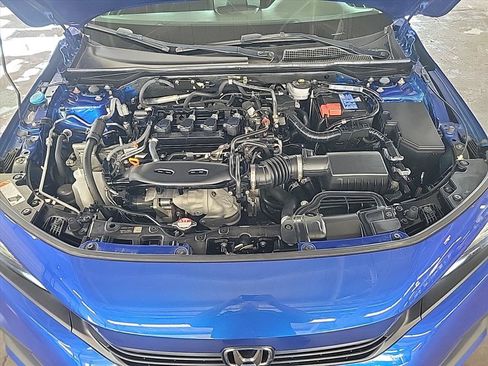 Used 2024 Honda Civic Touring image 9