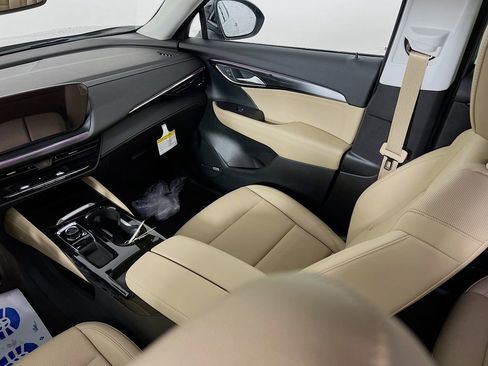 New 2025 Buick Envision Preferred image 22