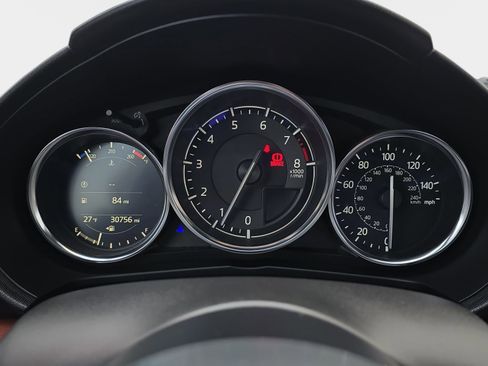 Used 2019 MAZDA MX-5 Miata RF Grand Touring image 16