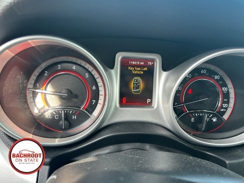 Used 2019 Dodge Journey SE FWD image 10