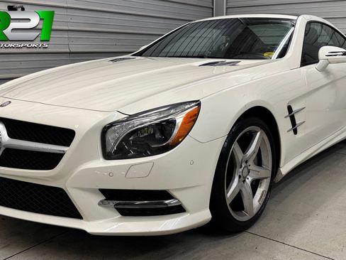 Used 2014 Mercedes-Benz SL 550 image 1