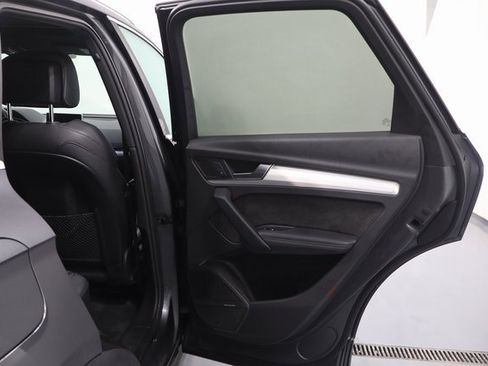 Used 2020 Audi SQ5 Premium Plus image 15