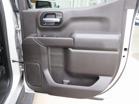 Used 2020 Chevrolet Silverado 1500 Custom w/ Custom Value Package image 30