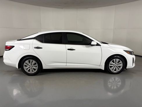 Certified 2025 Nissan Sentra S image 9