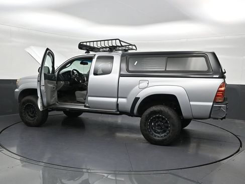 Used 2013 Toyota Tacoma PreRunner w/ SR5 Pkg RWD image 33