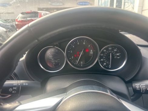 Used 2016 MAZDA MX-5 Miata Club image 18