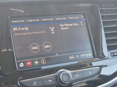 Used 2022 Buick Encore Preferred w/ Safety Package II image 21